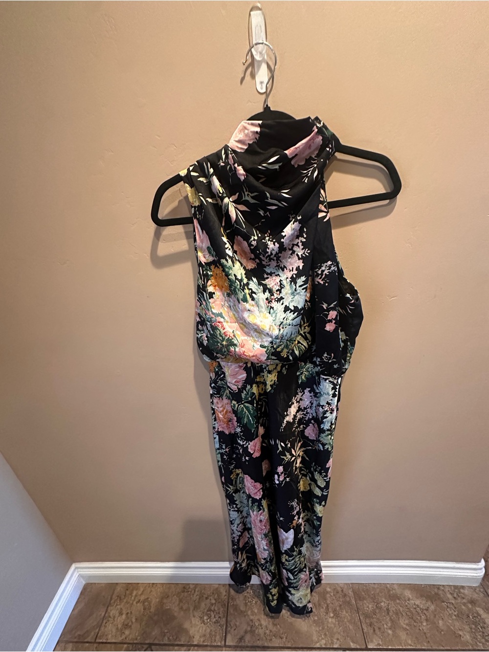 Petal & Pup Anabelle Asymmetric Halter Neck Floral Satin Midi Dress Size US 6